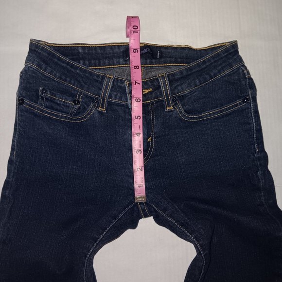 LEVI'S JUNIORS JEANS LOT OF (2) - Picture 5 of 16